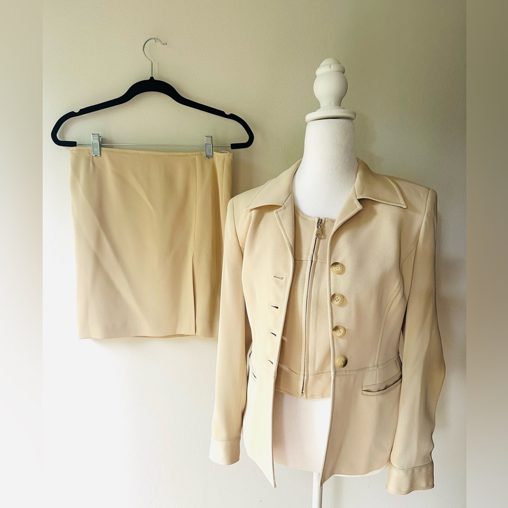 🔥FINAL MARKDOWN 🔥 Kenar 3 Piece Cream Skirt Suit Set